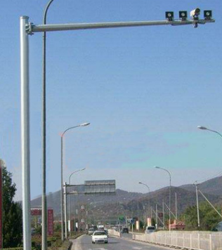 圓（yuán）錐形道路交通（tōng）電子警察杆件