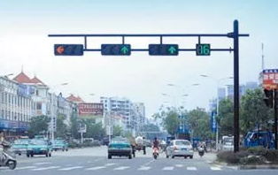 交通雙懸臂（bì）信號燈杆